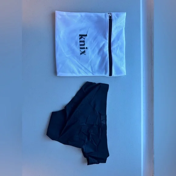 KNIX teen (3 pack) only 1 bag - Picture 2 of 3